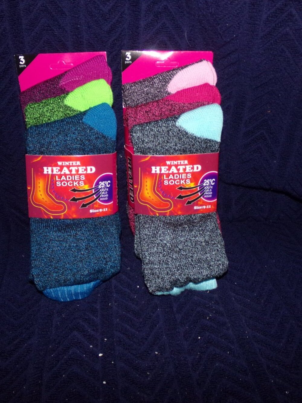 3 pairs Winter Heated Ladies Socks 9-11 New Red Blue Green or Pink Red Aqua